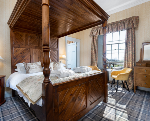 Superior Castle Room